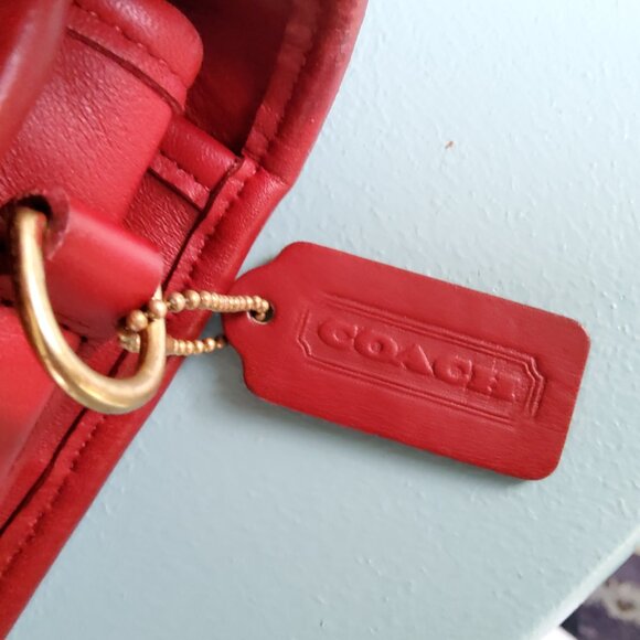 Vintage Coach Manor Crossbody handbag in Burgundy/Red 9977 + Hangtag - Picture 14 of 14